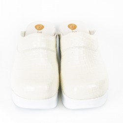 Airmax Beyaz Dolgu Desenli Ortopedik Sabo Terlik Airmax Beyaz Dolgu Desenli Ortopedik Sabo Terlik